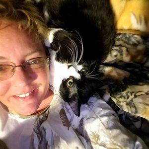 Meet your Posher, Chrissy